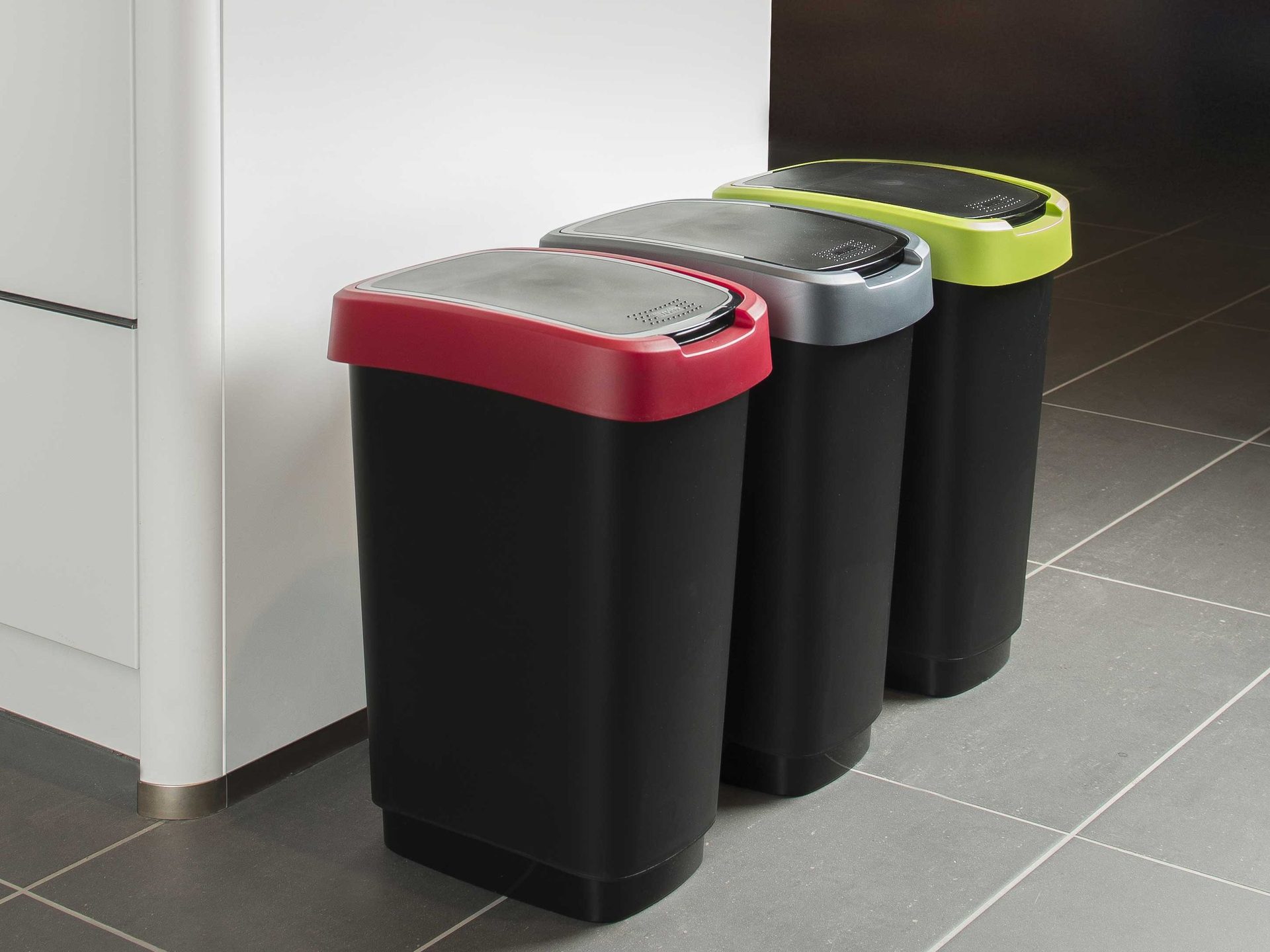 Contenants plastiques en recyclat de Semadeni