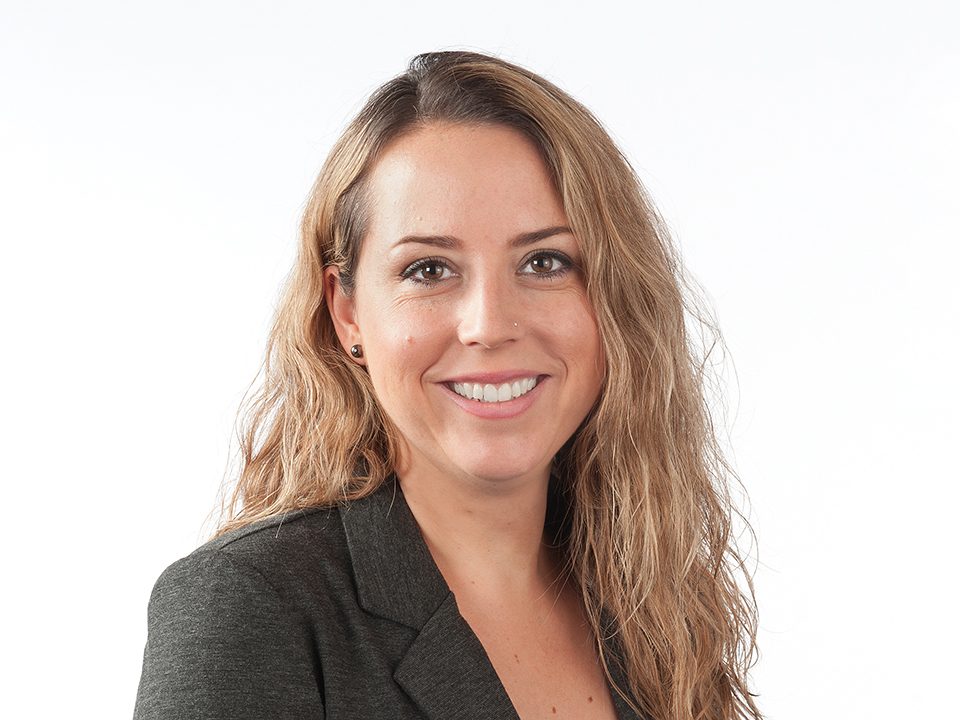 Sonja Rietschin – Sales Standard Products